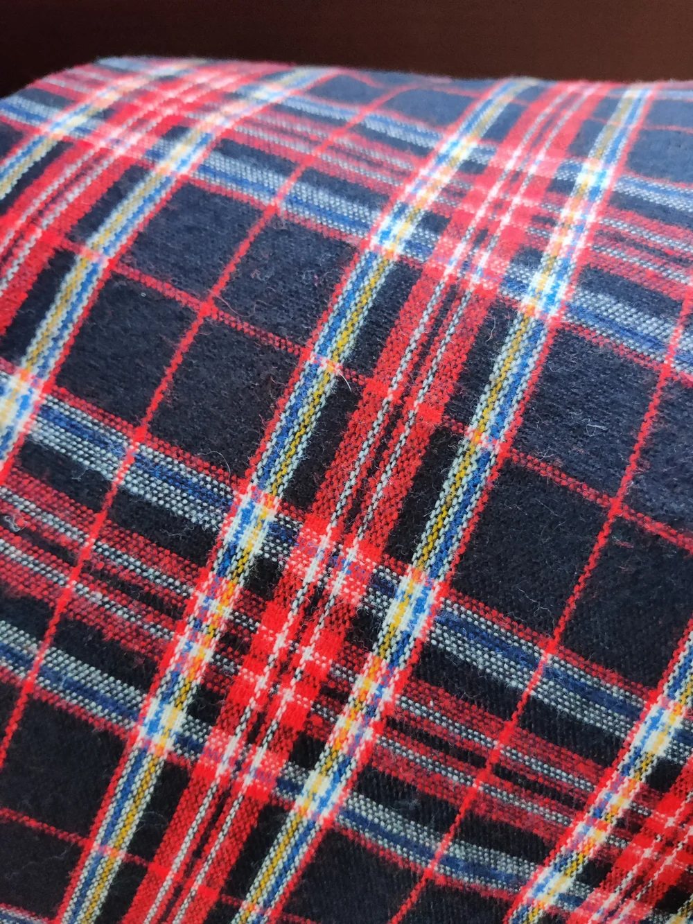 Vintage Plaid Tartan Tablecloth Throw Wool Fringe Square 56x56 Christmas Winter